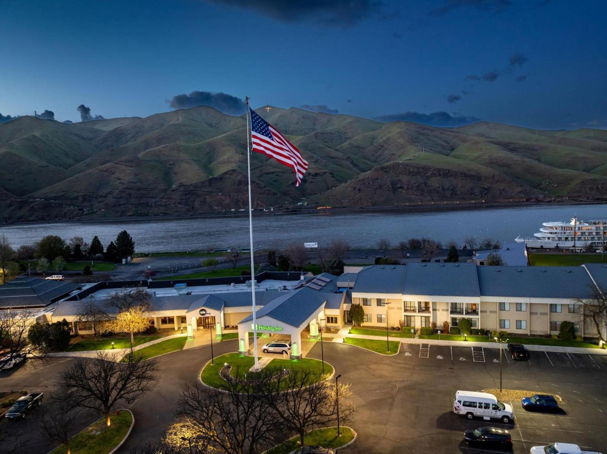 Holiday Inn Clarkston - Lewiston By Ihg Exteriör bild